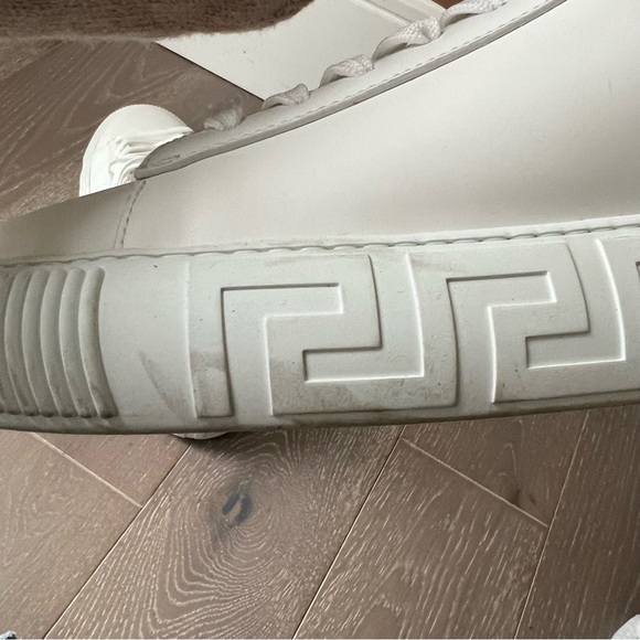 Versace Greca sneakers size 46 - Picture 7 of 9